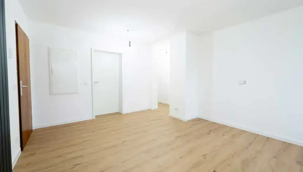 Oppenhome Immobilien - Erstbezug in Haltern am See (Küche mit Flur)