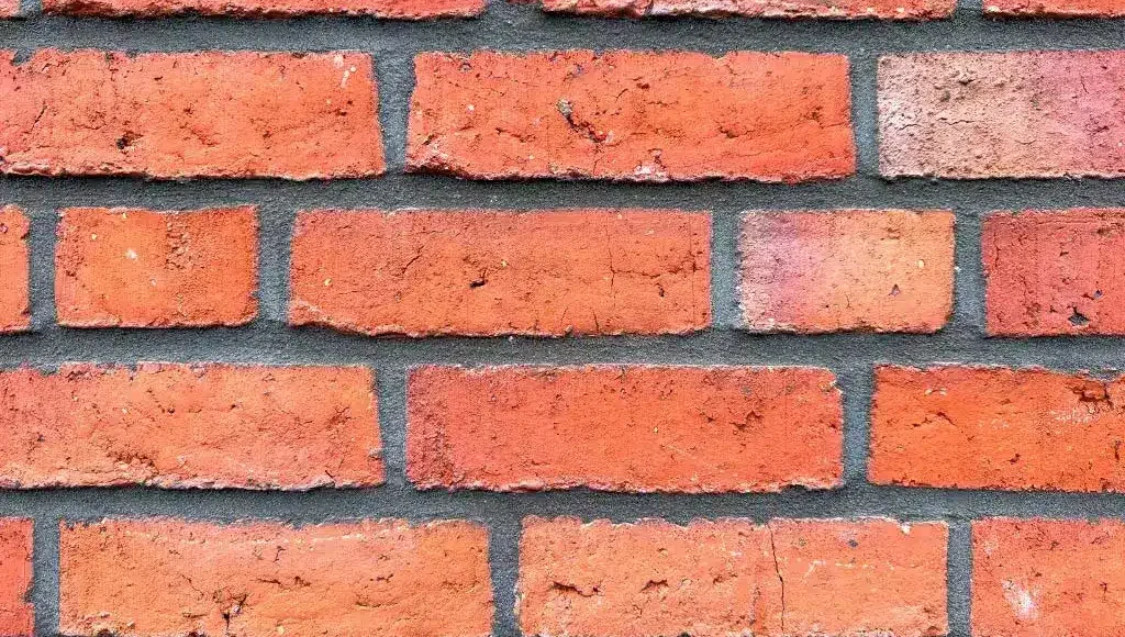 Oppenhome Immobilien - Reiheneckhaus mit großzügigem Garten und hoher Energieeffizienz - Klinkerstein