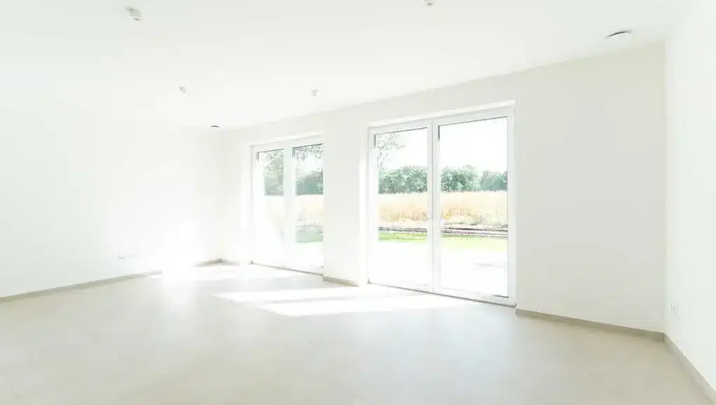 Oppenhome-Immobilien - Energieeffizientes und modernes Wohnen (Wohnzimmer)